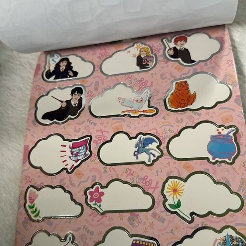 Harry Potter Sticker Booklet Stickers approx 250 scrapbook stickers Licensed NEW - Picture 8 of 13